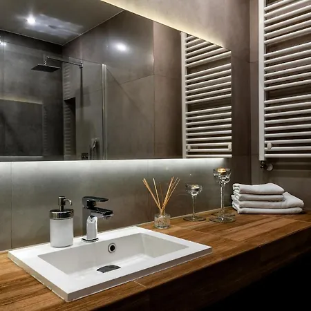 Daire Apartamenty-wroc Golden House Wroclaw