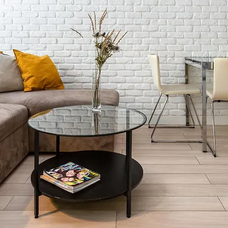 Apartamenty-wroc Golden House *