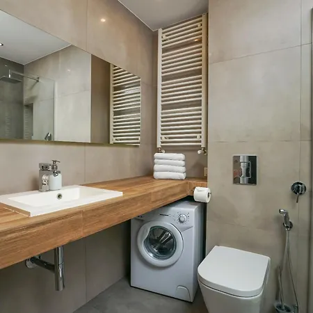 Apartment Apartamenty-wroc Golden House